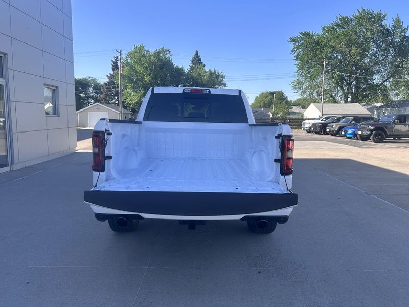 2025 RAM 1500 TradesmanImage 8