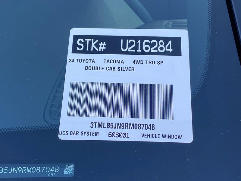 2024 Toyota Tacoma TRD SportImage 32