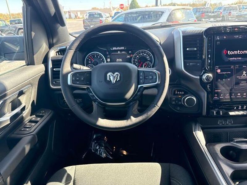 2026 RAM 1500 Big Horn Crew Cab 4x4 5'7' Box