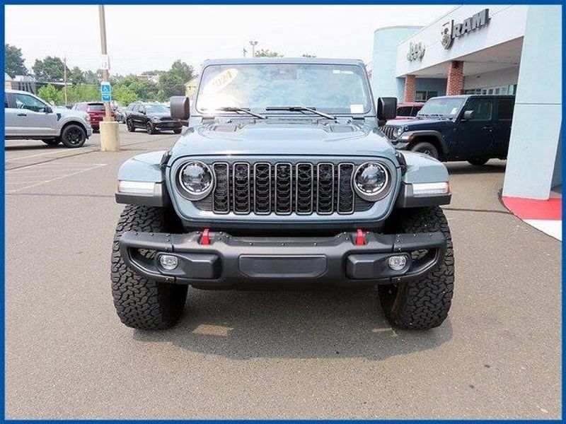 Used 2024 Jeep Wrangler Rubicon XImage 3