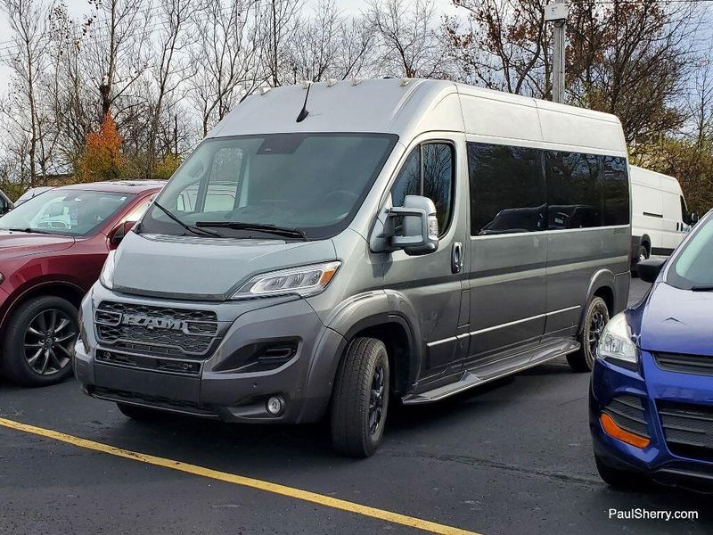 2024 RAM Promaster 2500 Slt+ Window Van High Roof 159