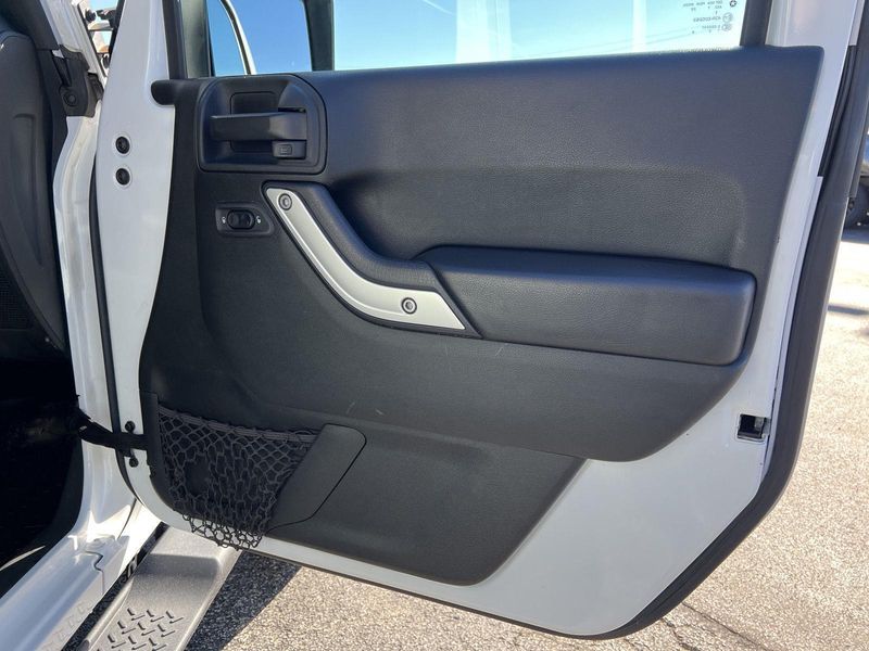 Used 2018 Jeep Wrangler JK Unlimited Sahara