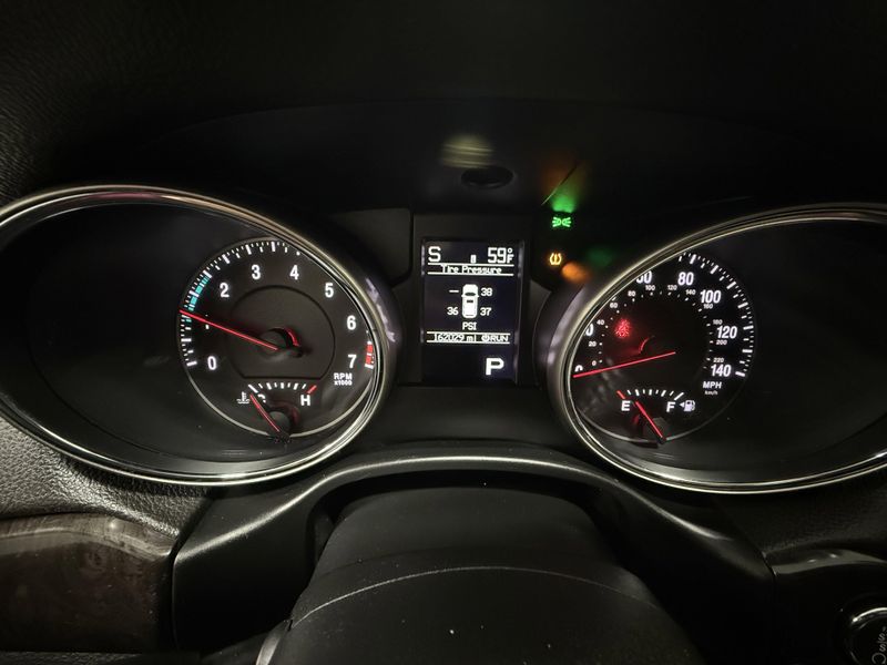 Used 2013 Jeep Grand Cherokee LaredoImage 31