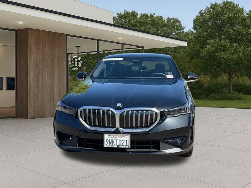 Used 2026 BMW 5 Series 530iImage 3