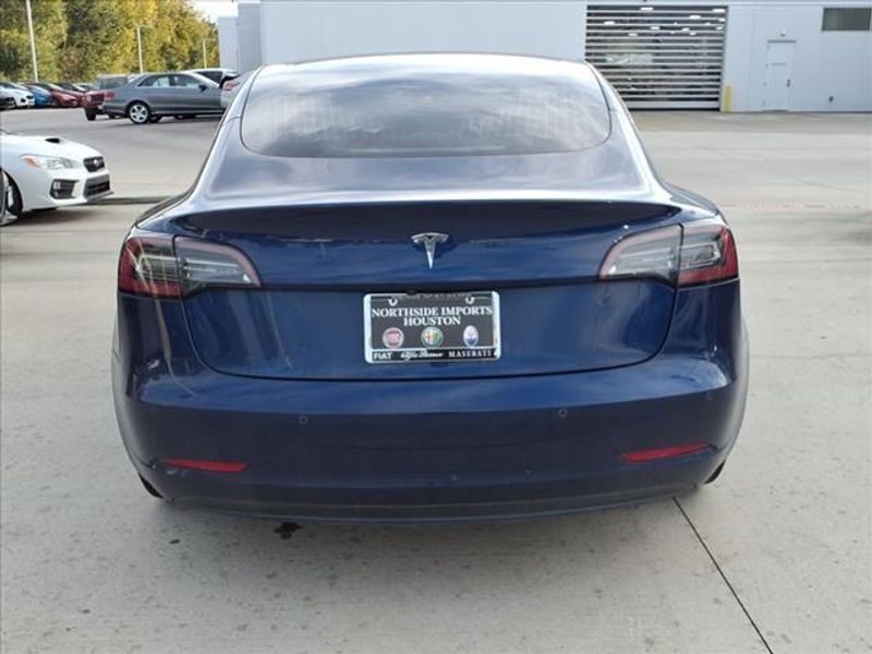 2019 Tesla Model 3 Standard Range PlusImage 12