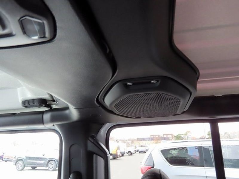 2023 Jeep Wrangler SportImage 11