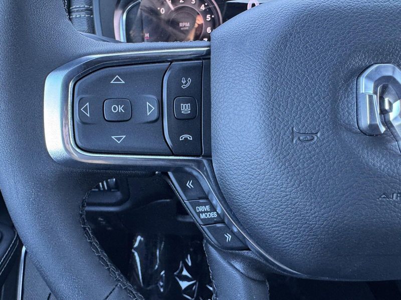 2025 RAM 1500 LaramieImage 20