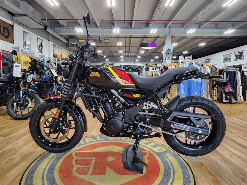 New 2026 Royal Enfield Guerrilla Image 1