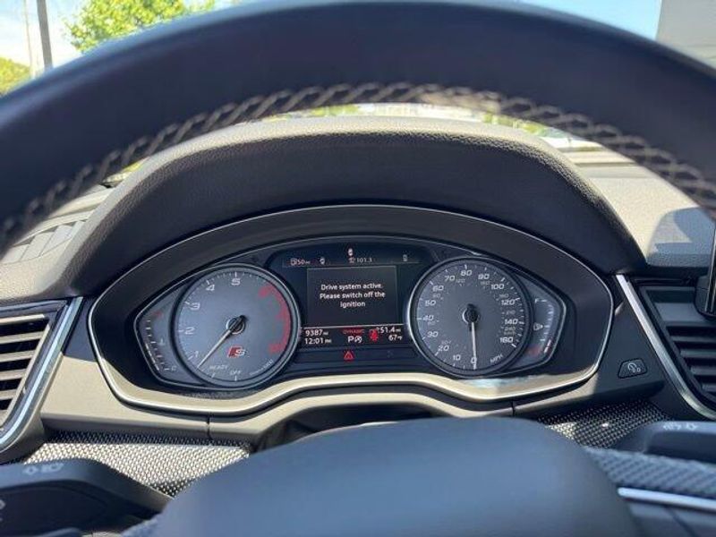 2022 Audi SQ5 Premium