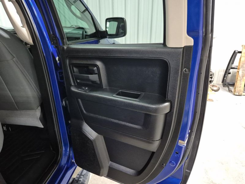 2019 RAM 1500 Classic ExpressImage 9