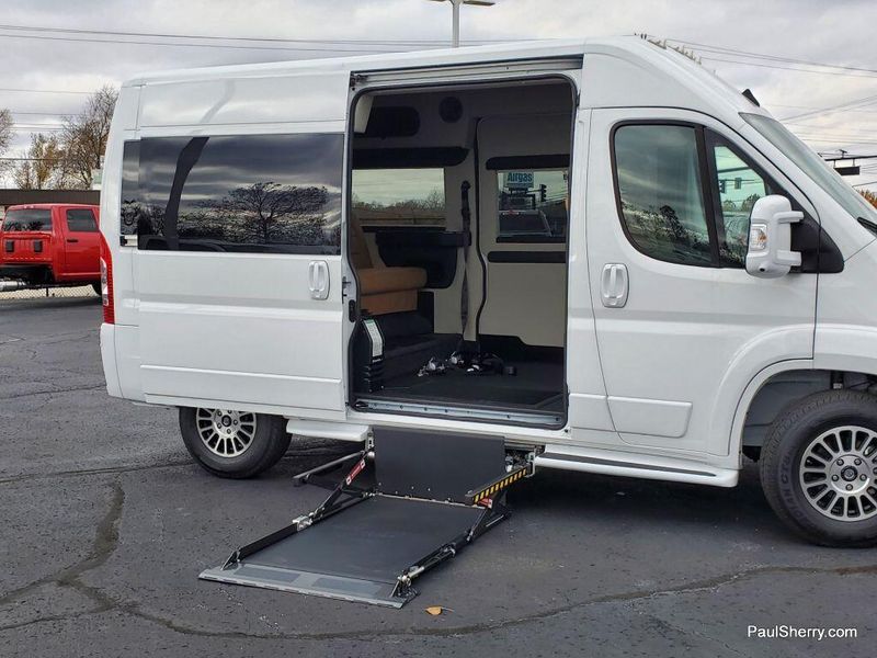 2023 RAM ProMaster 2500 High Roof 136WBImage 27