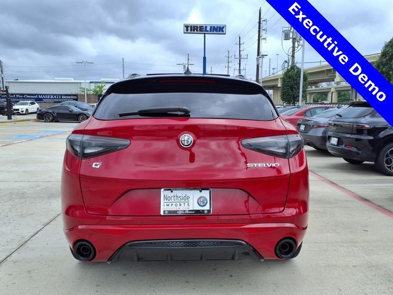 New 2025 Alfa Romeo Stelvio Tributo Italiano AwdImage 8