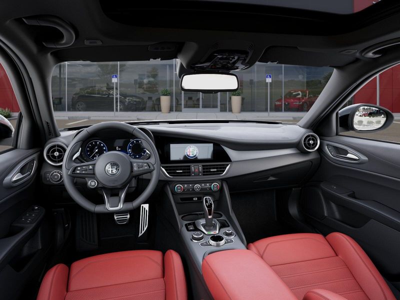 New 2025 Alfa Romeo Giulia RwdImage 34