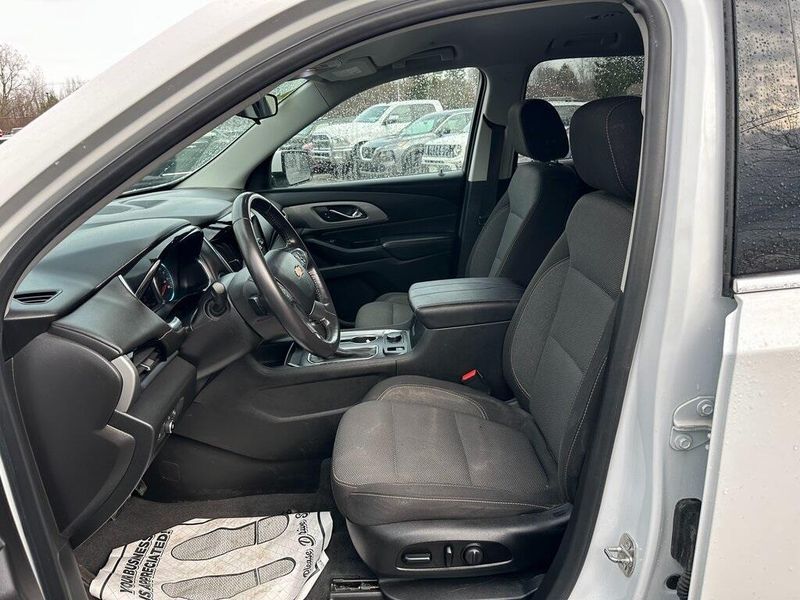 2019 Chevrolet Traverse LTImage 17
