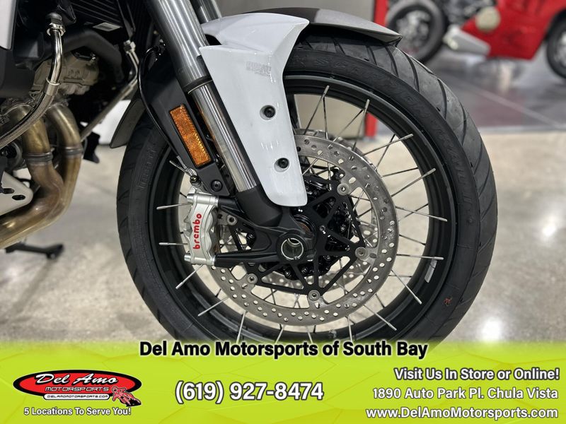 2024 Ducati MULTISTRADA V4 S TRAVEL & RADAR SPOKED WHEELS Image 16