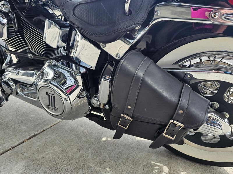 Used 2006 Harley-Davidson Softail Deluxe 