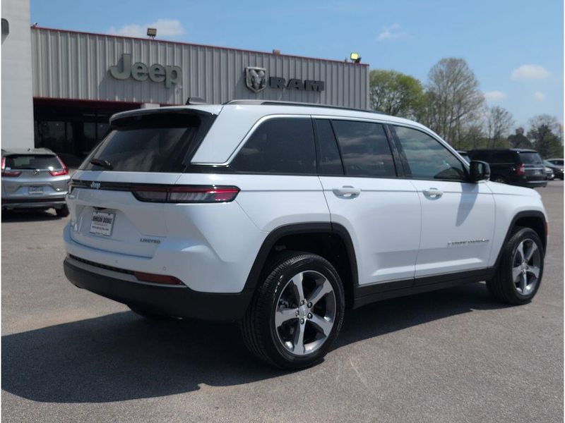 New 2026 Jeep Grand Cherokee Limited 4x4Image 5