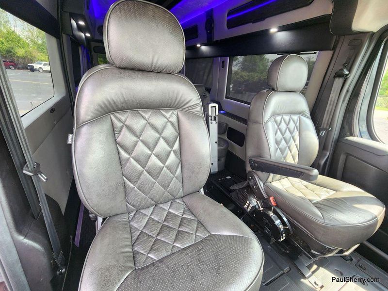 2023 RAM ProMaster 2500 Window Van High RoofImage 57