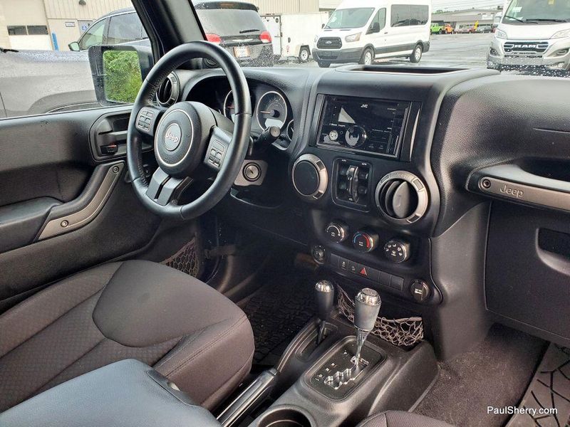 2013 Jeep Wrangler Unlimited SportImage 3