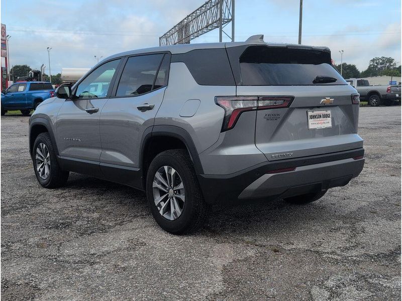Used 2026 Chevrolet Equinox FWD LTImage 3