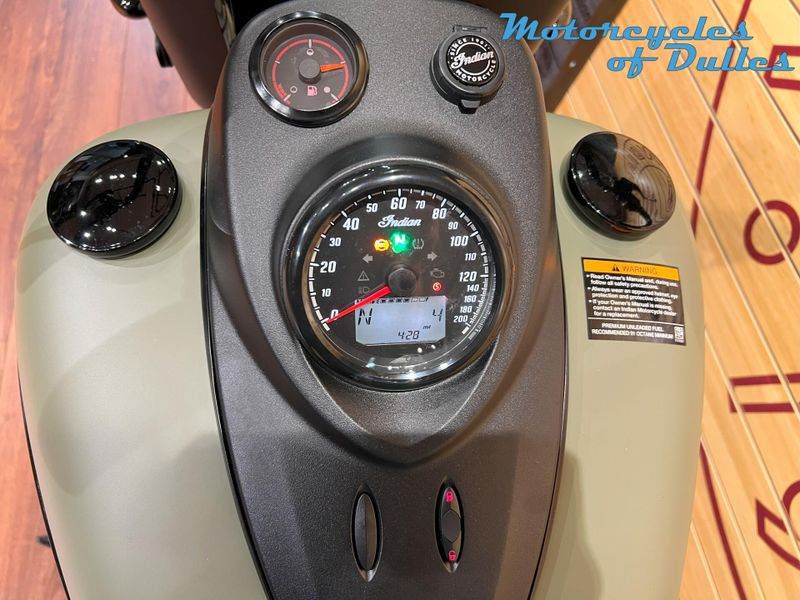 2025 Indian Motorcycle Springfield Dark Horse Image 13