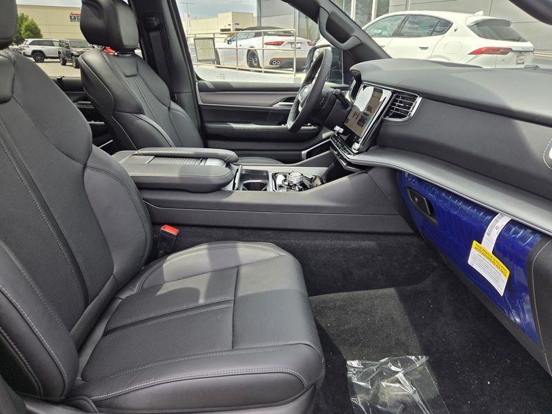 2026 Jeep Grand Wagoneer Limited Reserve 4x4