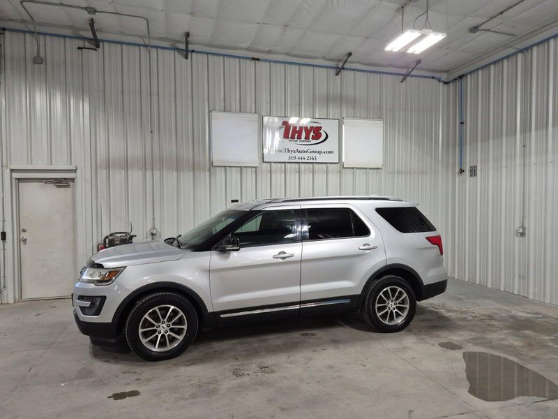 2016 Ford Explorer XLTImage 23