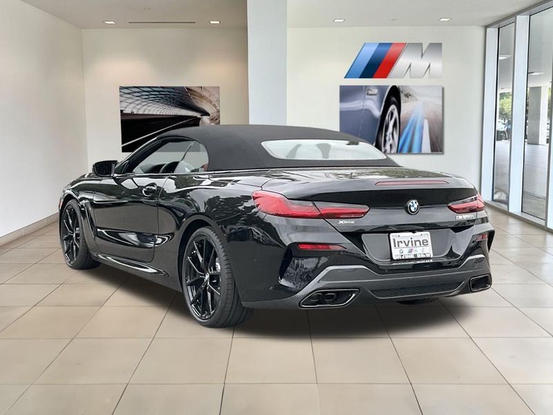2025 BMW 8 Series M850i xDriveImage 6
