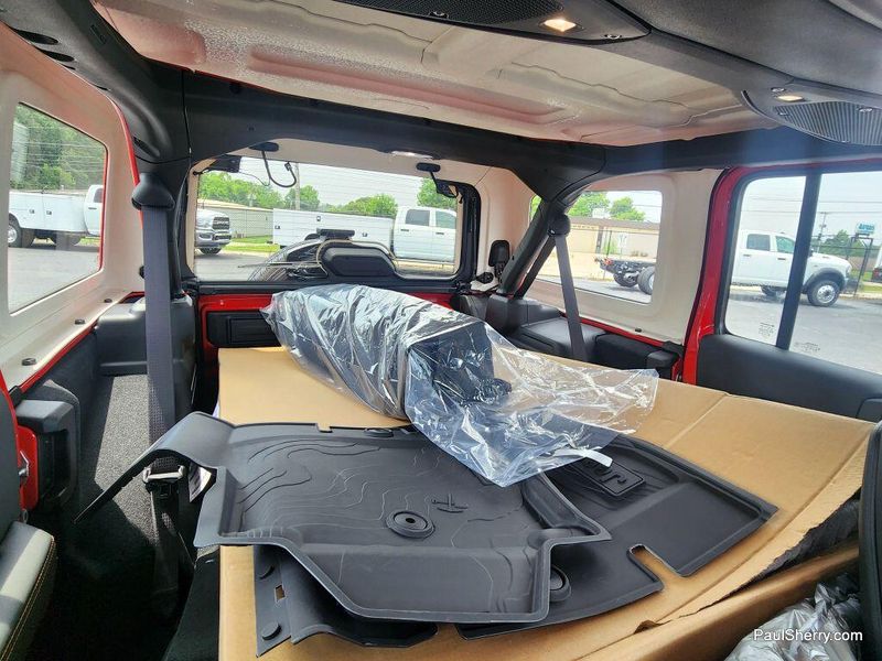 New 2025 Jeep Wrangler 4-door Sahara