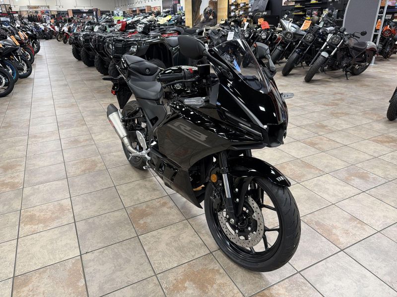 New 2026 Yamaha YZF-R3 ABS Image 15