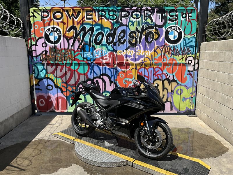 New 2026 Yamaha YZF-R3 ABS Image 8