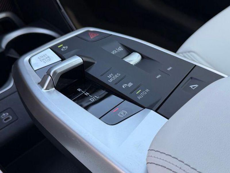 New 2026 BMW X1 xDrive28iImage 24