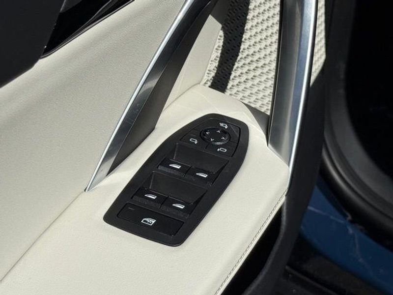 New 2026 BMW X1 xDrive28iImage 16