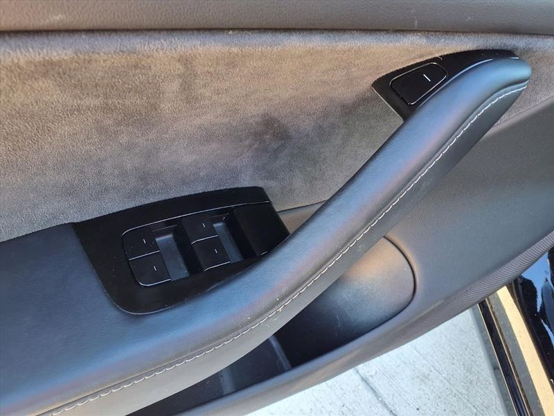 Used 2018 Tesla Model 3 Long RangeImage 26