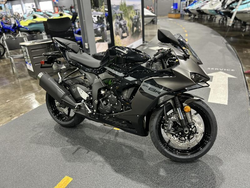 New 2026 Kawasaki NINJA ZX-6R ABS 