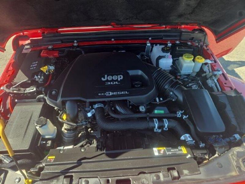 Used 2022 Jeep Gladiator SportImage 18