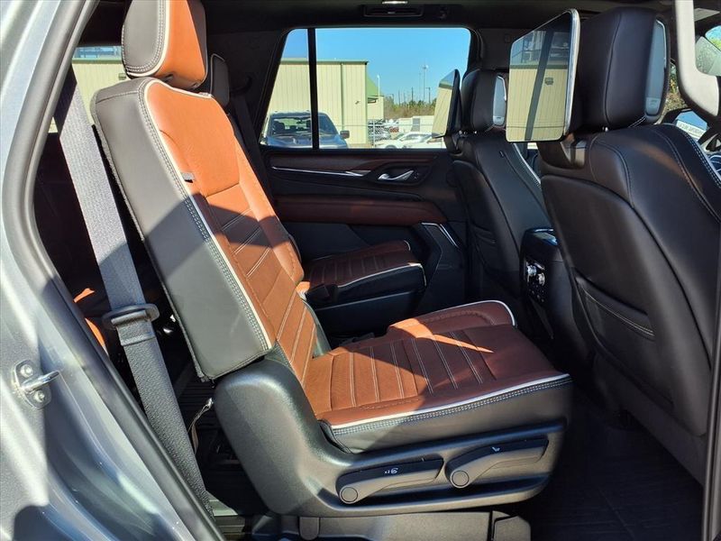 Used 2023 GMC Yukon Denali UltimateImage 17