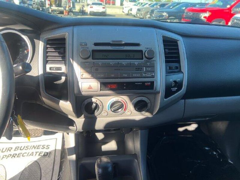 Used 2009 Toyota Tacoma PreRunnerImage 15