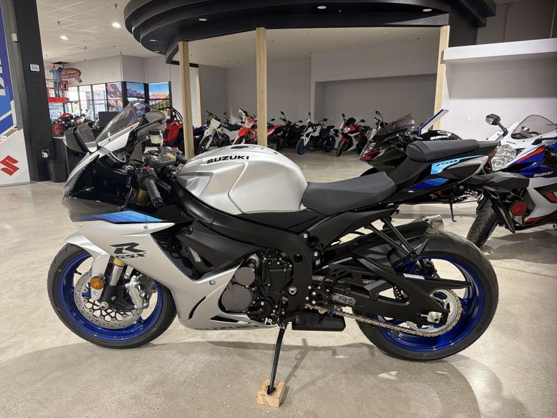New 2026 Suzuki GSX-R750 Image 14