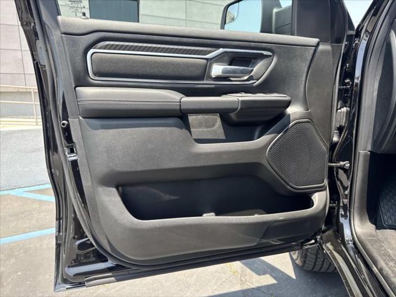 New 2026 RAM 1500 Big Horn Crew Cab 4x2 5'7' Box