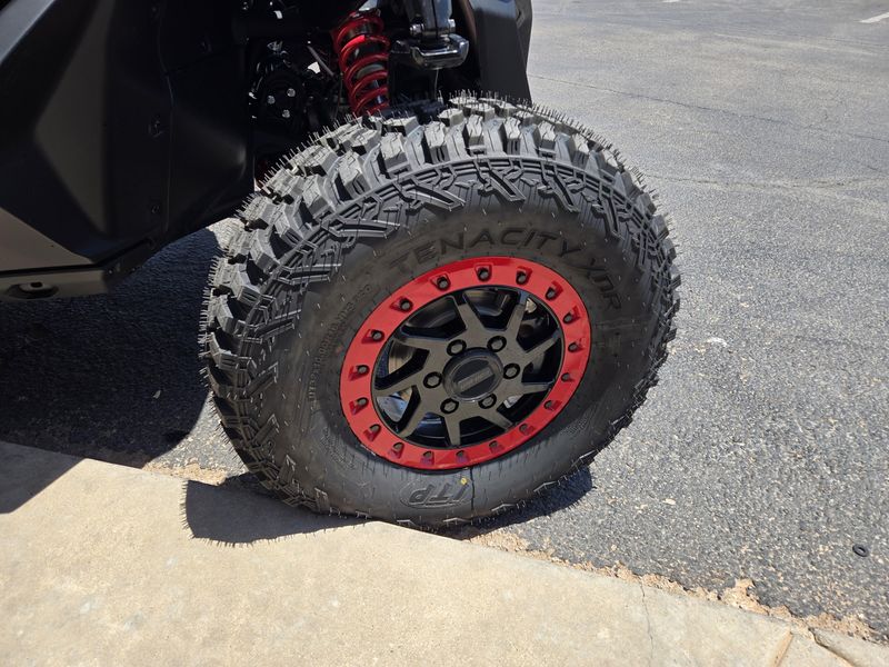 2025 Can-Am MAVERICK R MAX X RS 999T DCT DUSTY NAVY AND LEGION RED Image 17