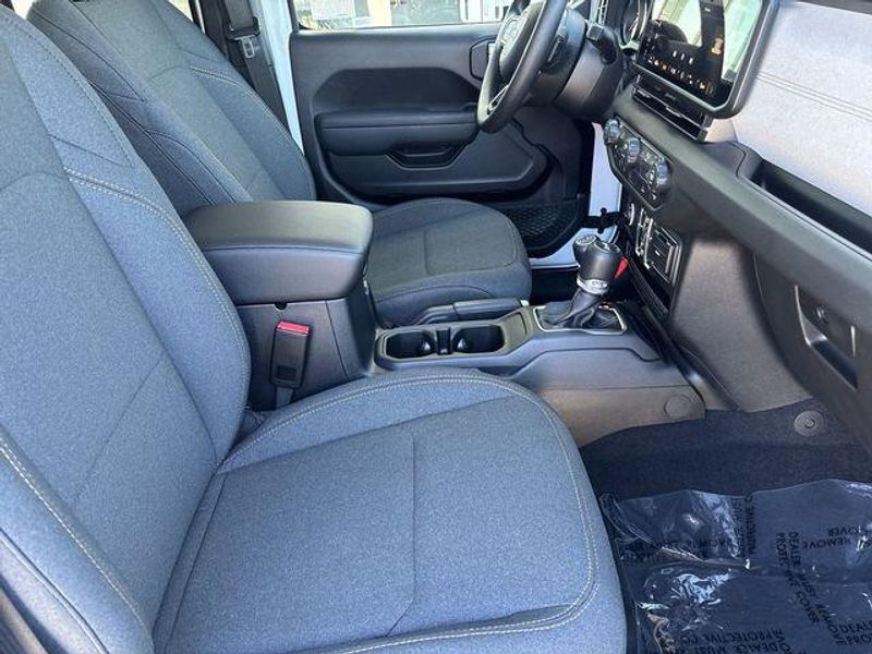 New 2026 Jeep Wrangler 4-door SportImage 12