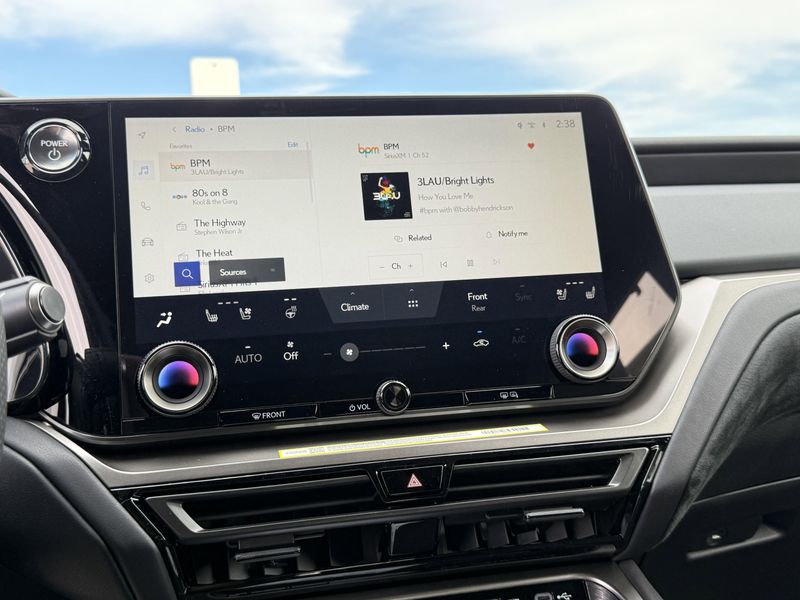 New 2026 Lexus TX 500h F SPORT Performance PremiumImage 23