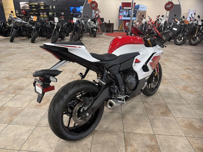 New 2026 Yamaha YZF-R7 70TH ANNIVERSARY EDITION Image 18