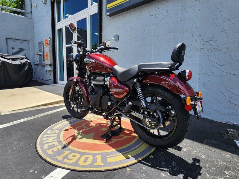 New 2024 Royal Enfield METEOR 350 Image 6