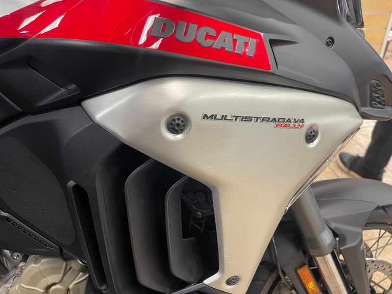 New 2025 Ducati MULTISTRADA V4 RALLY TRAVEL & RADAR SPOKED WHEELS Image 21