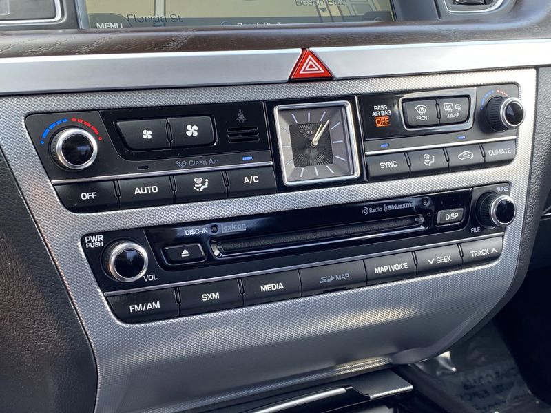 Used 2018 Genesis G80 3.8Image 20