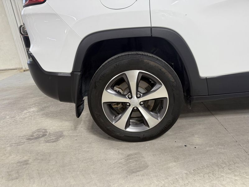 Used 2022 Jeep Cherokee LimitedImage 7