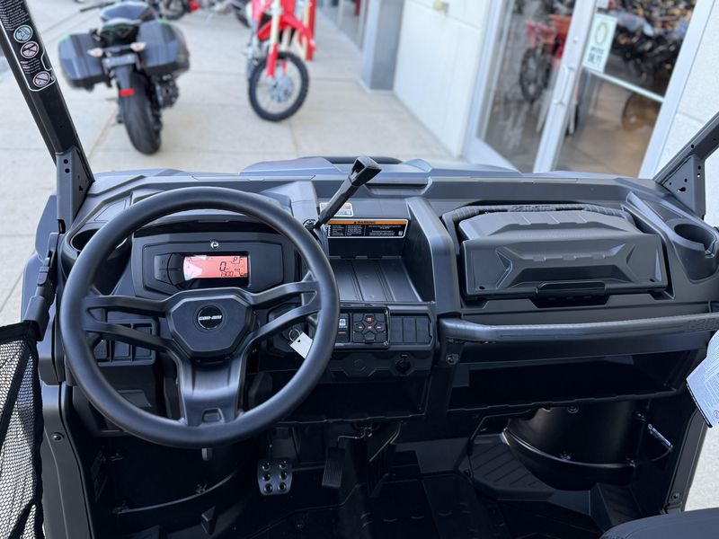 2026 Can-Am DEFENDER XT HD9Image 6