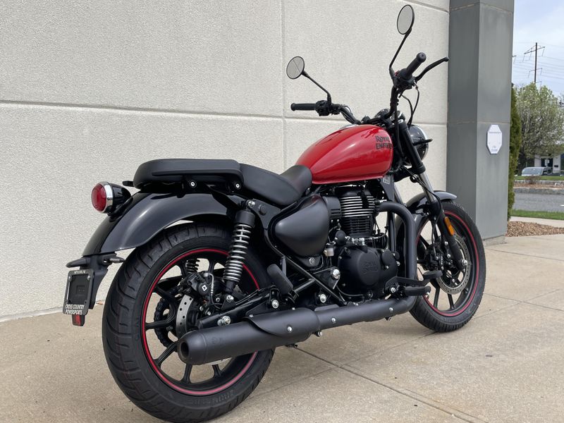 2024 Royal Enfield METEOR 350Image 3